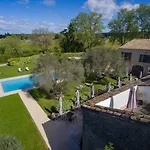 & Restaurant De Charme - La Begude Saint-pierre 4* Вер-Пон-дю-Гар