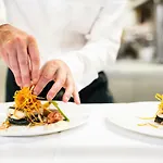 & Restaurant De Charme - La Begude Saint-pierre Отель 4*