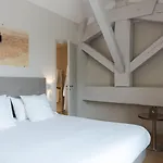 Hotel & Restaurant De Charme - La Begude Saint-pierre