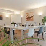 Hotel & Restaurant De Charme - La Begude Saint-pierre 4*