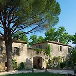& Restaurant De Charme - La Begude Saint-pierre Вер-Пон-дю-Гар