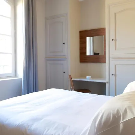 & Restaurant De Charme - La Begude Saint-pierre 4*