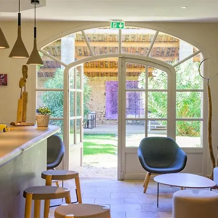 Отель & Restaurant De Charme - La Begude Saint-pierre 4*
