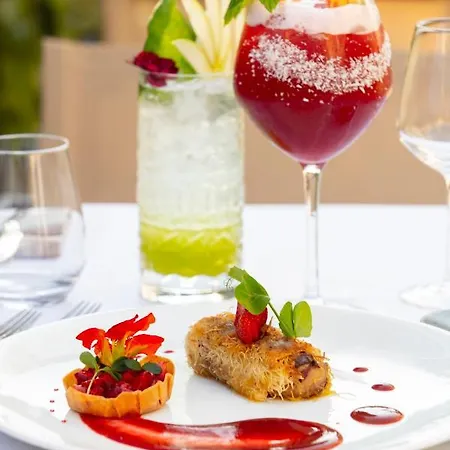 & Restaurant De Charme - La Begude Saint-pierre