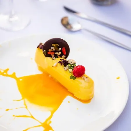 & Restaurant De Charme - La Begude Saint-pierre Отель Вер-Пон-дю-Гар