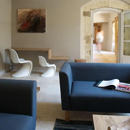 Hotel & Restaurant De Charme - La Begude Saint-pierre Vers Pont du Gard