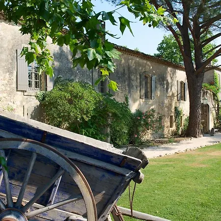 & Restaurant De Charme - La Begude Saint-pierre Отель Вер-Пон-дю-Гар