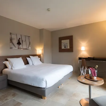 Отель & Restaurant De Charme - La Begude Saint-pierre 4*