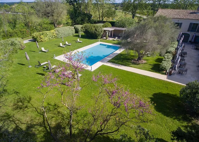 & Restaurant De Charme - La Begude Saint-pierre