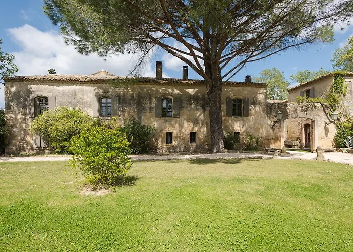 ホテル & Restaurant De Charme - La Begude Saint-pierre ヴェール・ポン・デュ・ガル